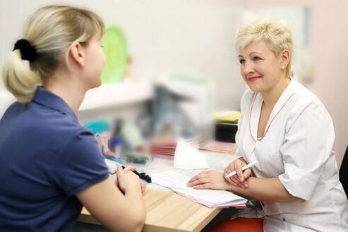 Lai diagnosticētu muguras sāpes jostas rajonā, jums jākonsultējas ar terapeitu